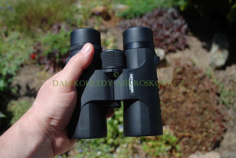 Omegon Blackstar 2.0 - 10x42