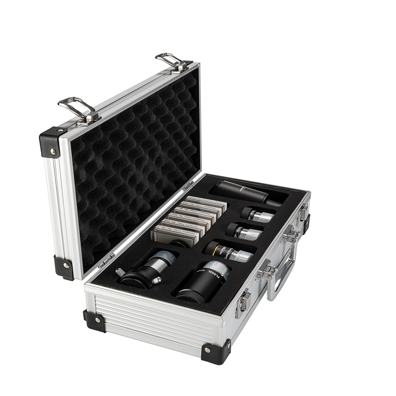 Omegon sada #2 - okuláry, filtry, Barlow, kufřík