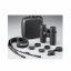 Dalekohled Nikon Monarcg HG je dodávaný s baršnou, popruhem a krytkami