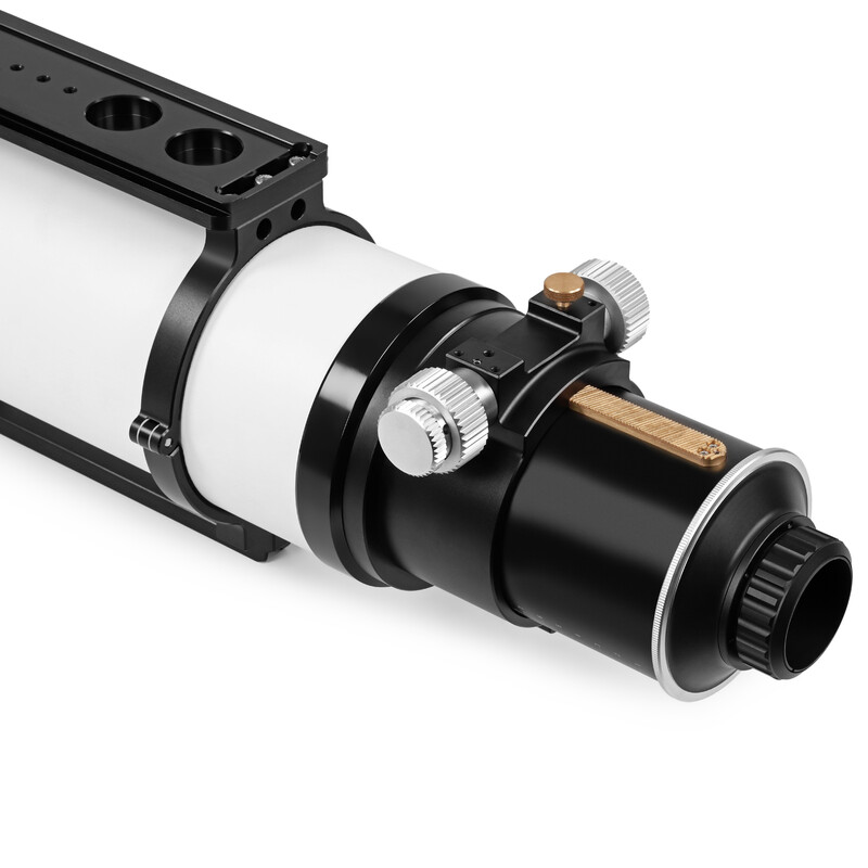 Omegon Pro APO AP 140/910 Triplet ED FCD-100