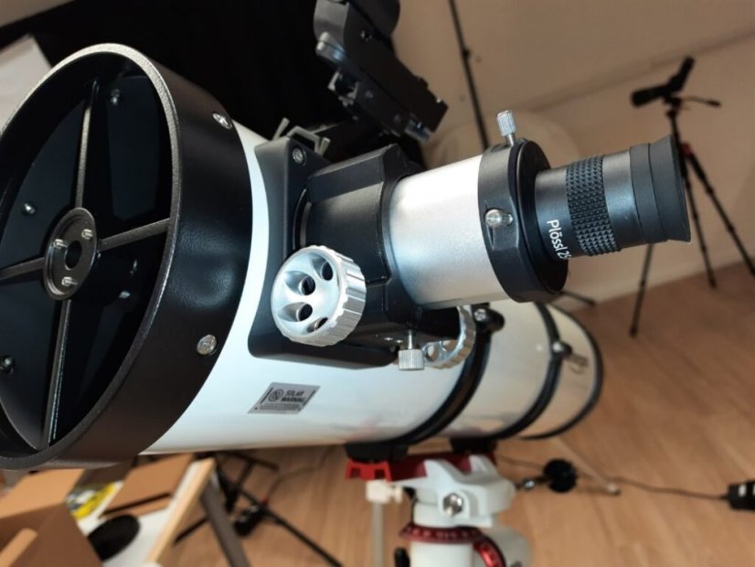 Omegon Advanced NT 150/750 EQ-320