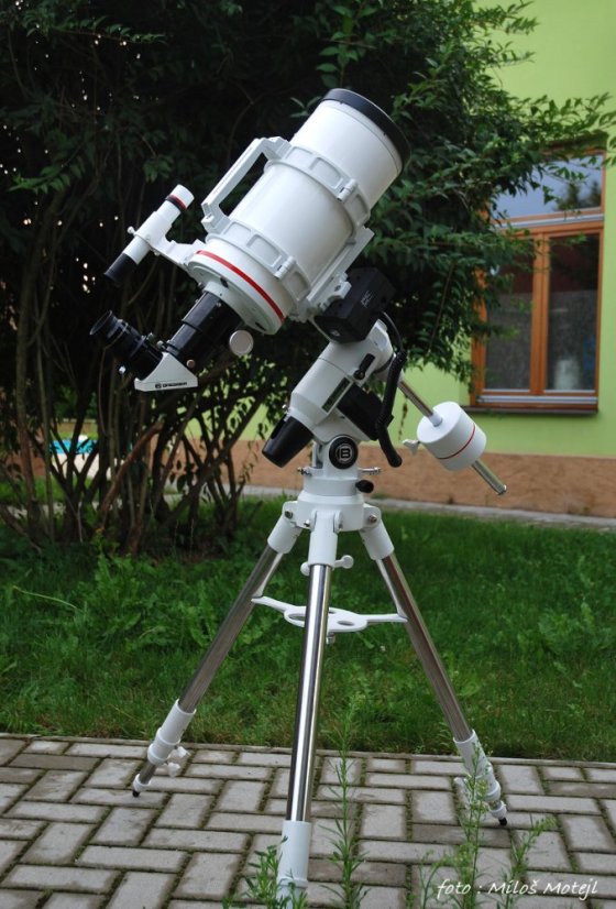 Messier MC 152/1900 EXOS-2 GOTO + sluneční filtr