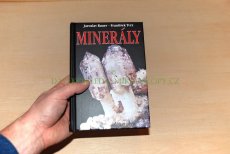 Minerály | Jaroslav Bauer, František Tvrz