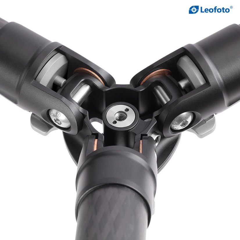 Leofoto - karbonový stativ Ranger LS-255 + kulová hlava LH-30 (8kg/179cm)