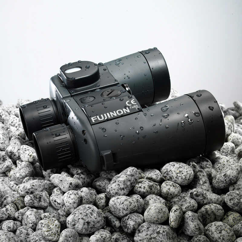 Odolnost a ergonomie Fujifilm 7x50