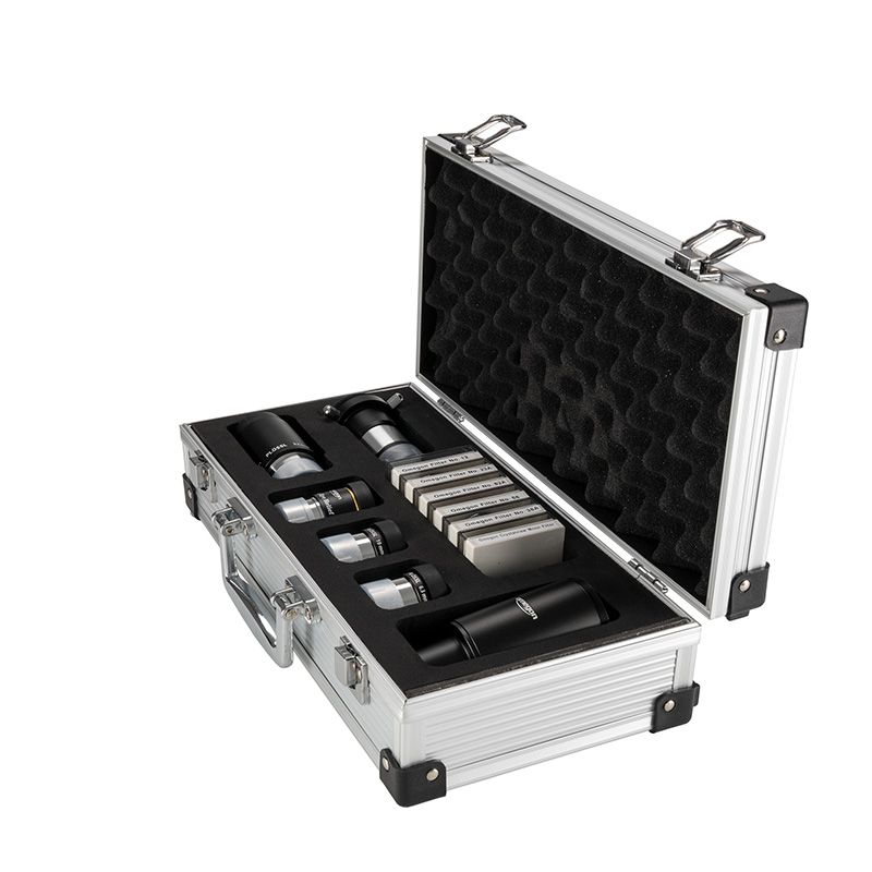 Omegon sada #2 - okuláry, filtry, Barlow, kufřík