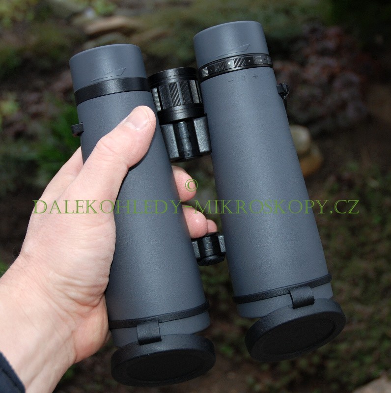 Bresser Pirsch 10x50 ED, fázové vrstvy, vodotěsný